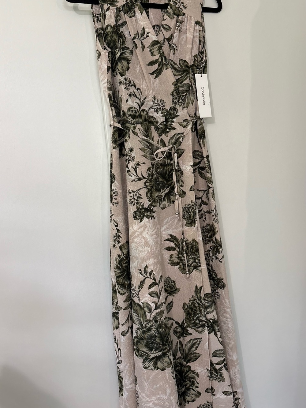 NWT Calvin Klein Women's size 6 Beige Floral Faux Wrap Maxi Dress